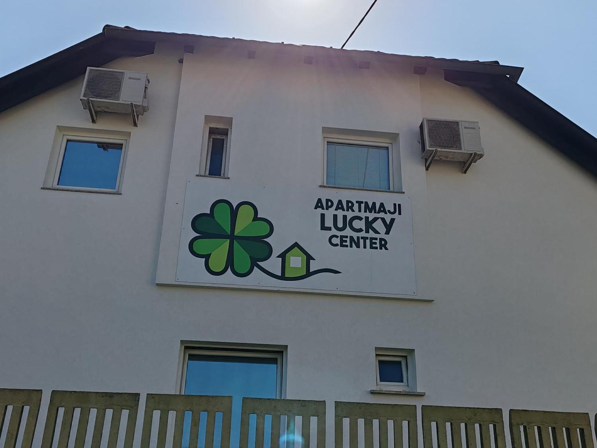 Апартаменты Lucky Center Любляна Экстерьер фото